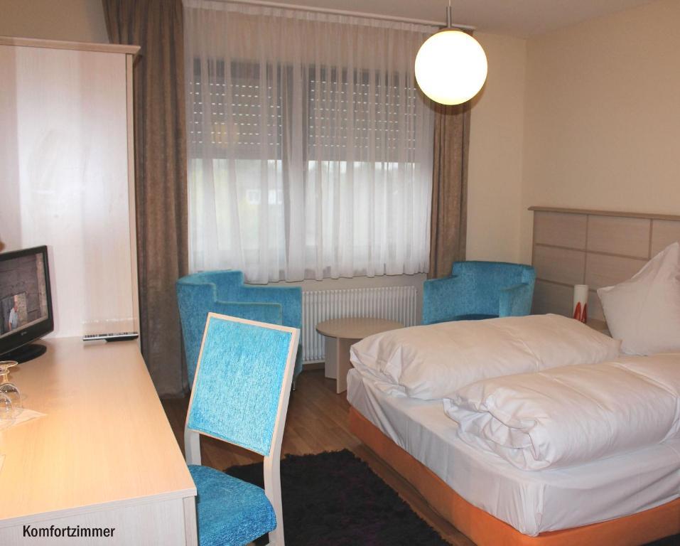 Legend Hotel Biebesheim am Rhein Quarto foto