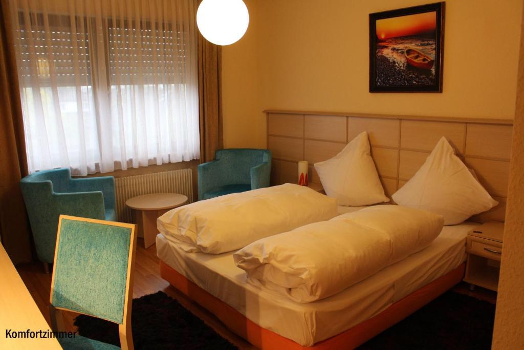 Legend Hotel Biebesheim am Rhein Quarto foto